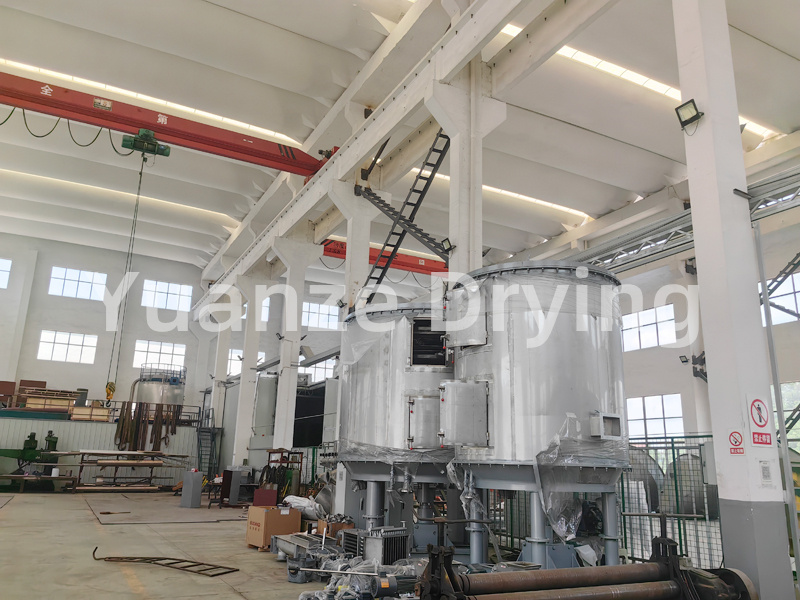 Lithium carbide disc dryer